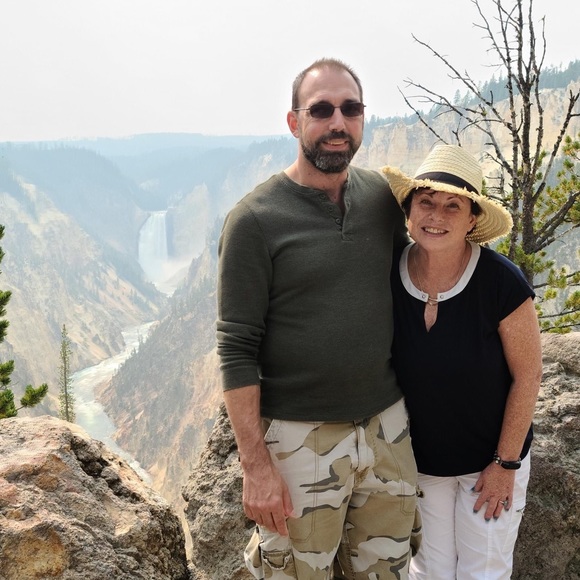 Meet your Posher, Sherry - Picture 8 of 17